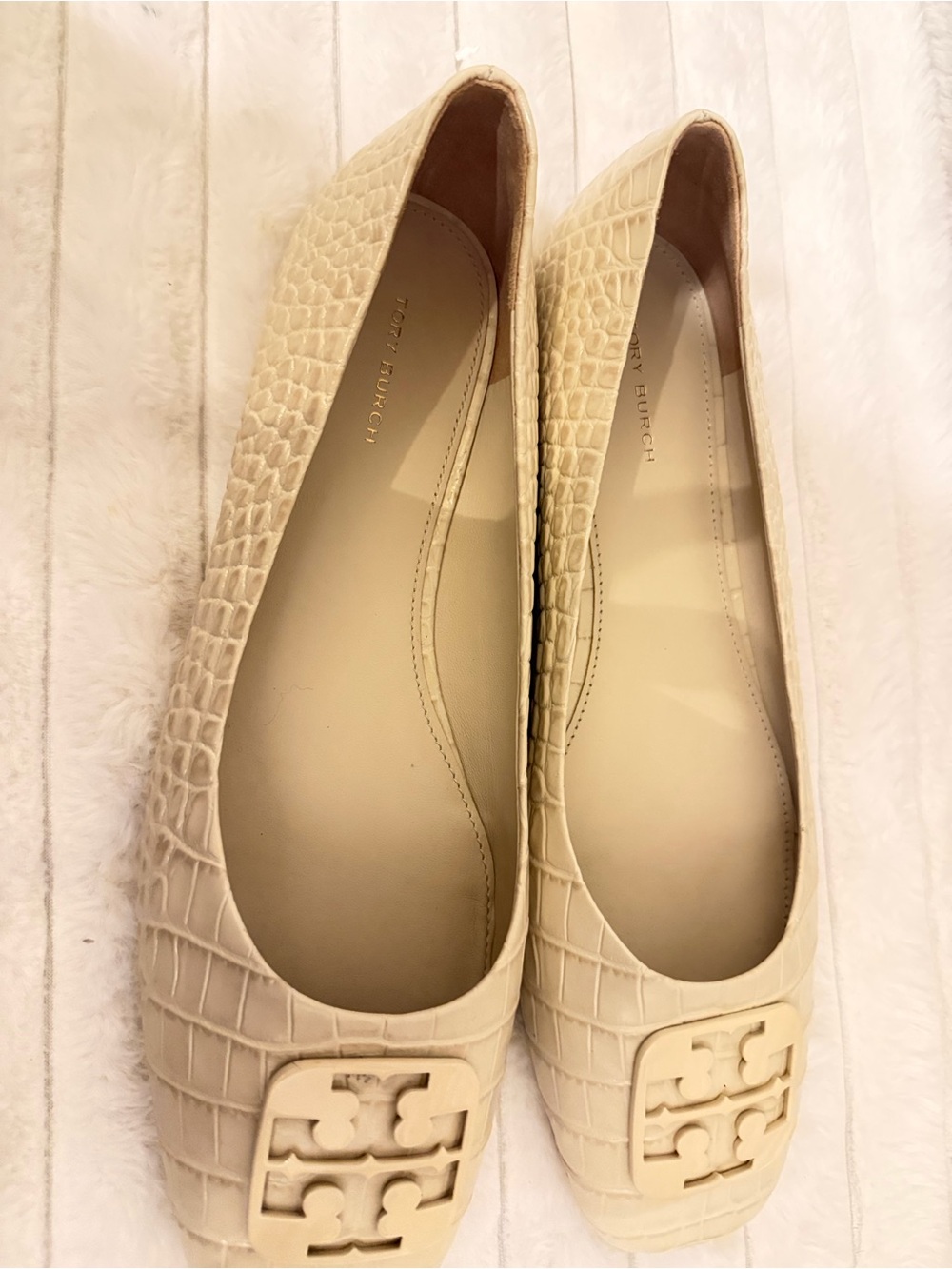 Tory Burch Cream Croc-Embossed Logo Square-Toe Flats - Picture 2 of 4